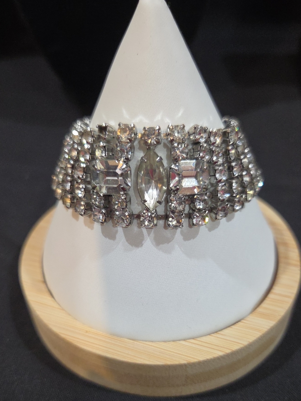 VINTAGE MULTI ROW SILVERTONE AND RHINESTONE BRACELET
